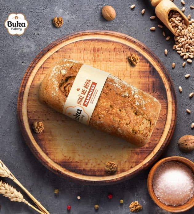 Biskotë Natyrale me Çokollatë të Bardhë